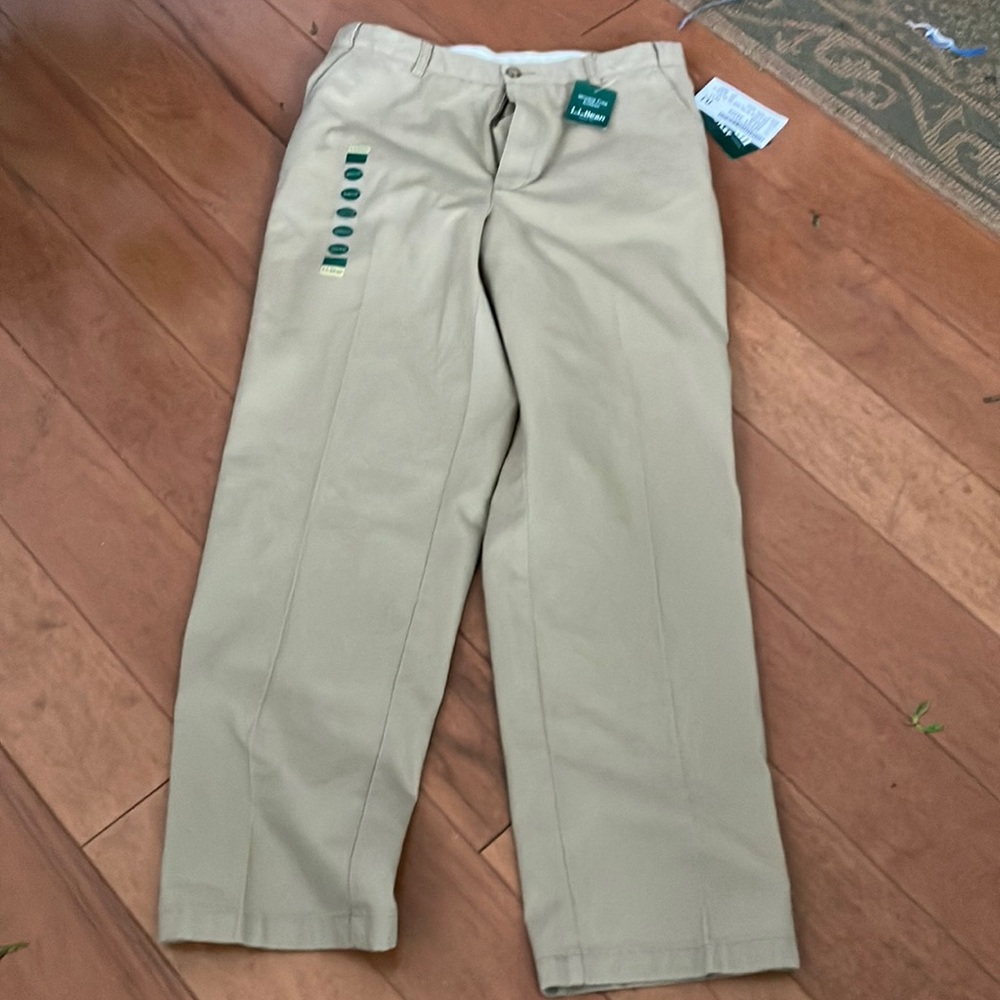 NEW!! L. L. Bean Khakis